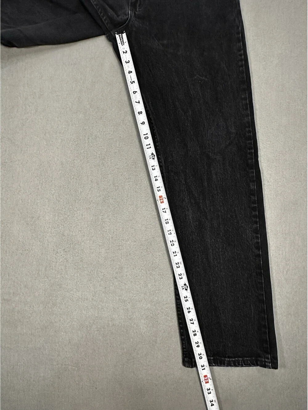 Wrangler Jeans Mens 31x31 Black Denim Straight Leg Authentic Classic Fit